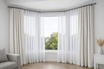 bay window curtain pole