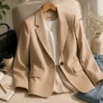 Blazertje: The Little Blazer That Does More Than You Think